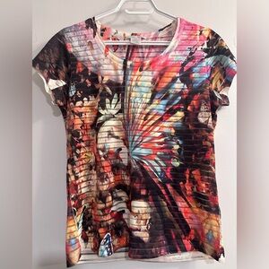 Beautiful top by Alison Sheri